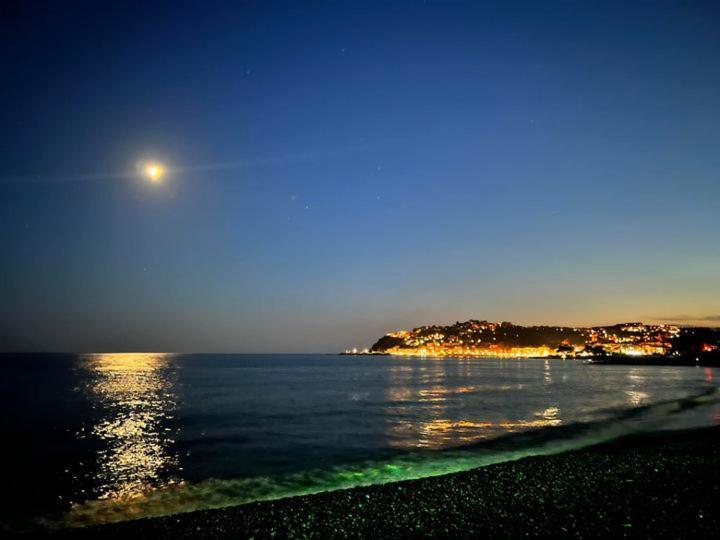 Hotel Ulivi Arenzano Esterno foto